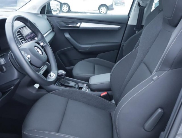 Škoda Karoq  1.5 TSI Fresh
