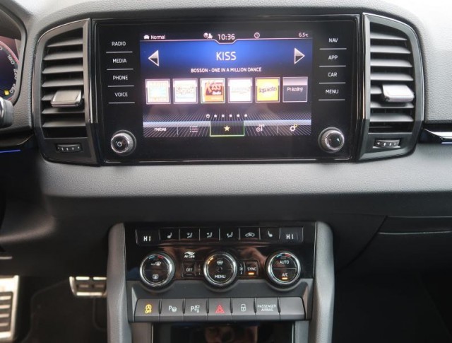 Škoda Karoq  1.5 TSI Sportline