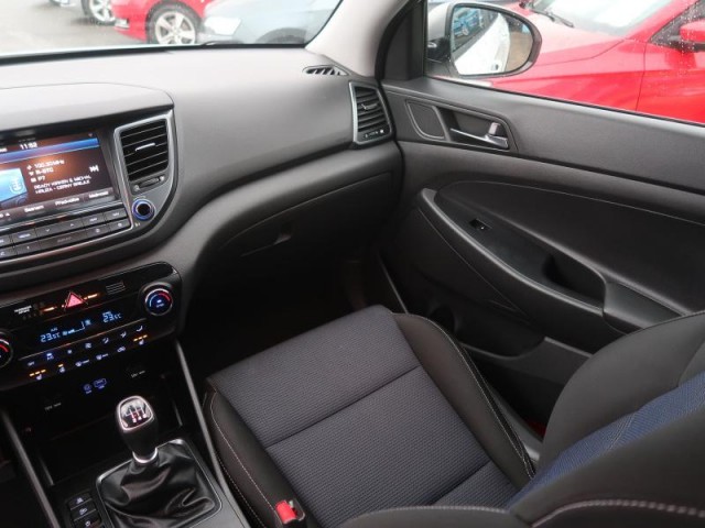 Hyundai Tucson  1.7 CRDi 