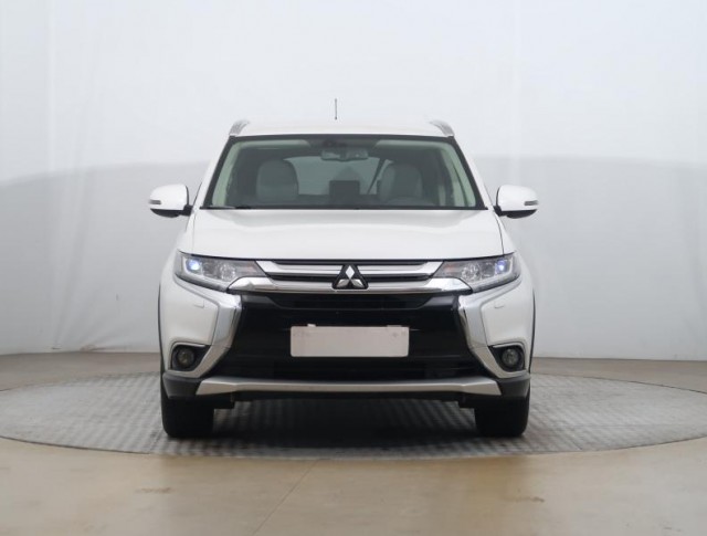 Mitsubishi Outlander  2.2 DI-D 