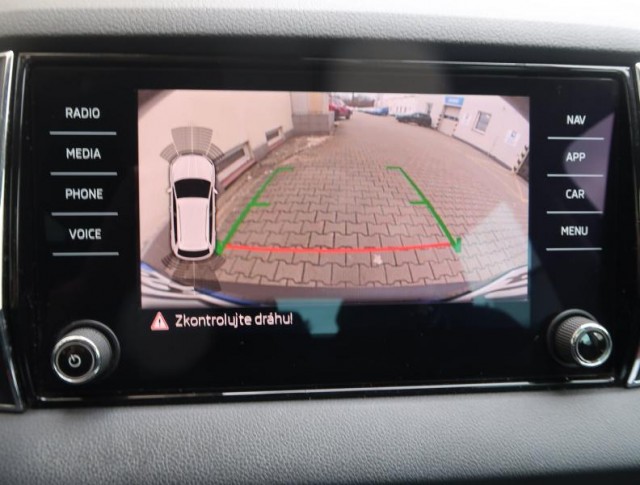 Škoda Karoq  1.5 TSI Style