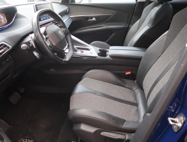 Peugeot 3008  1.6 PureTech Active