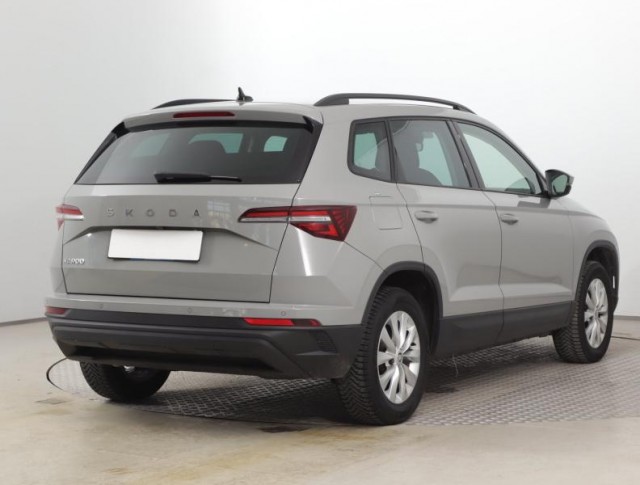 Škoda Karoq  1.5 TSI Fresh