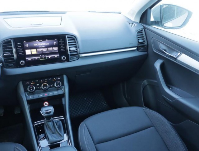 Škoda Karoq  1.5 TSI Fresh