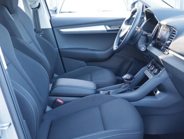 Škoda Karoq  1.5 TSI Fresh