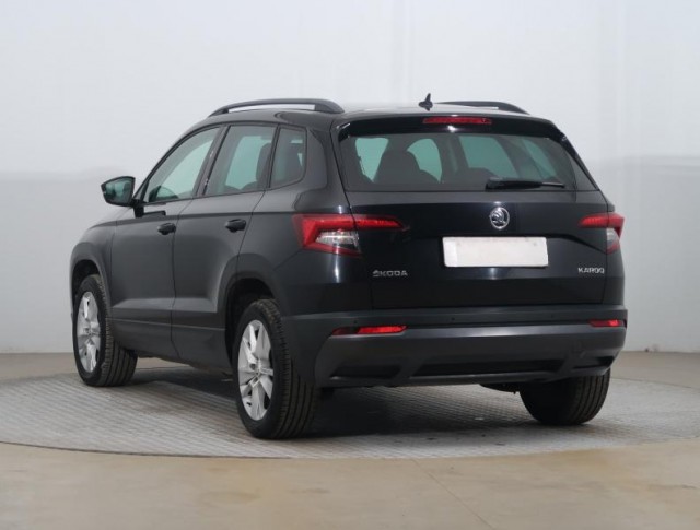 Škoda Karoq  1.0 TSI Ambition Plus