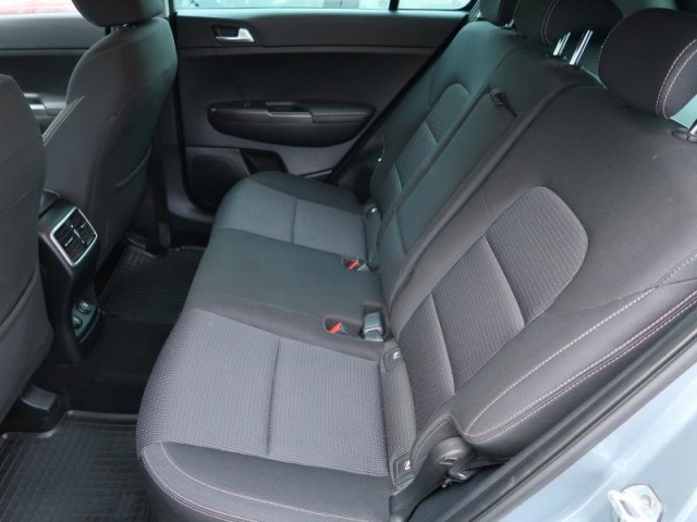 Kia Sportage  1.6 CRDi 