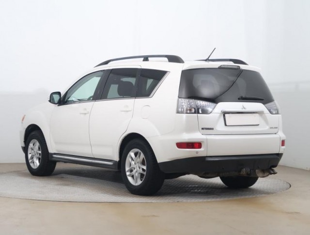 Mitsubishi Outlander  2.2 DI-D 