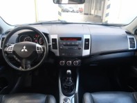 Mitsubishi Outlander  2.2 DI-D 