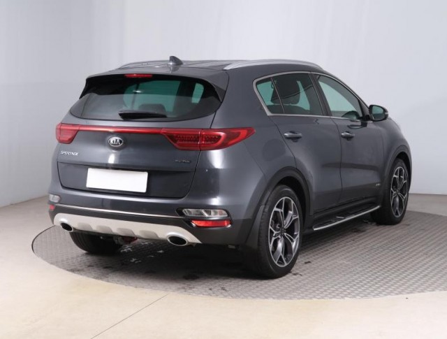 Kia Sportage  2.0 CRDi 