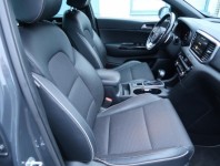 Kia Sportage  2.0 CRDi 