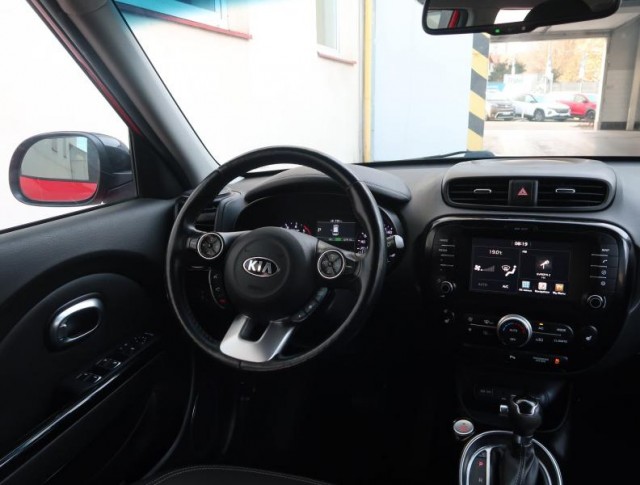 Kia Soul  1.6 CRDI 