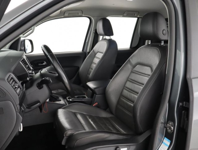 Volkswagen Amarok  V6 3.0 TDI Highline