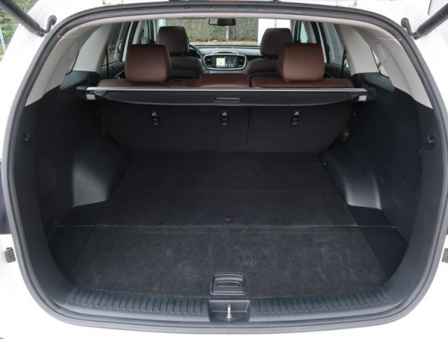 Kia Sorento  2.2 CRDi 