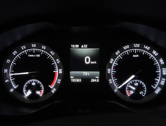 Škoda Karoq  1.6 TDI Ambition