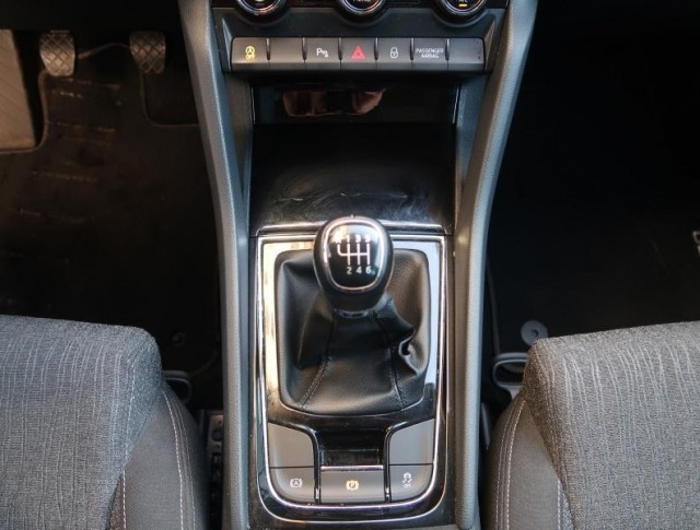 Škoda Karoq  1.6 TDI Ambition
