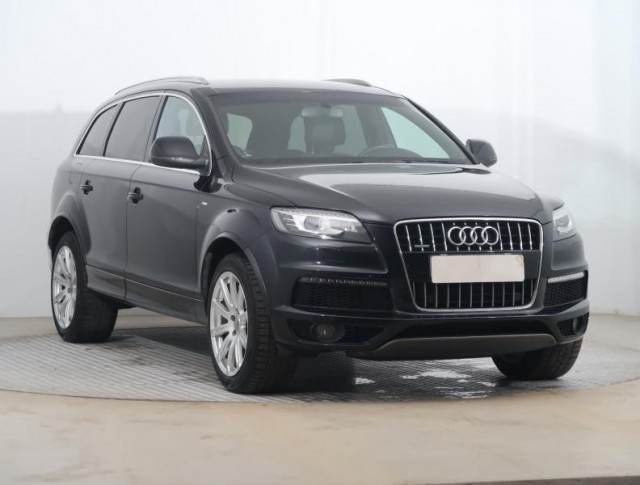 Audi Q7  3.0 TDI S-Line