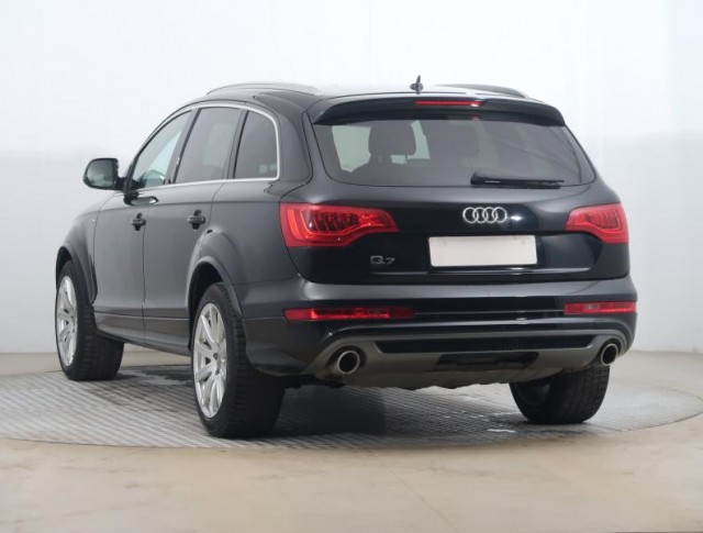 Audi Q7  3.0 TDI S-Line