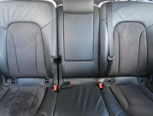 Audi Q7  3.0 TDI S-Line