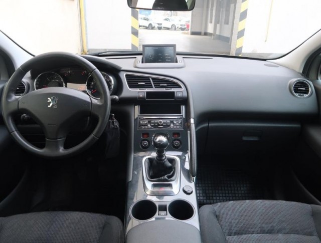 Peugeot 3008  1.6 HDi 