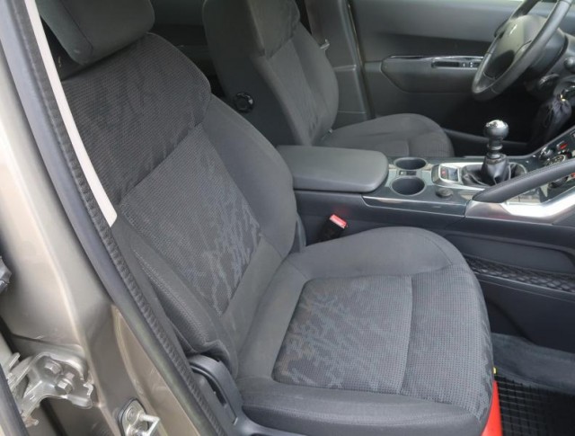 Peugeot 3008  1.6 HDi 