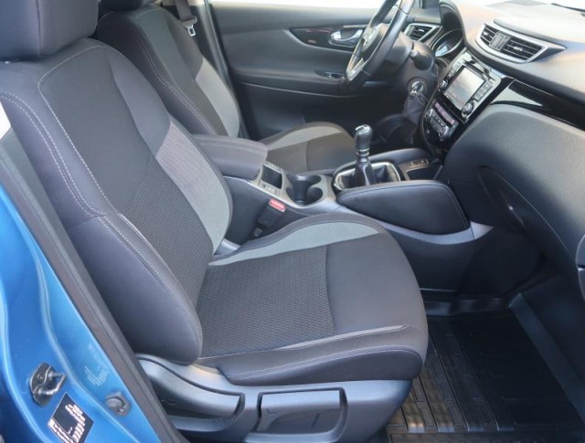 Nissan Qashqai  1.2 DIG-T 