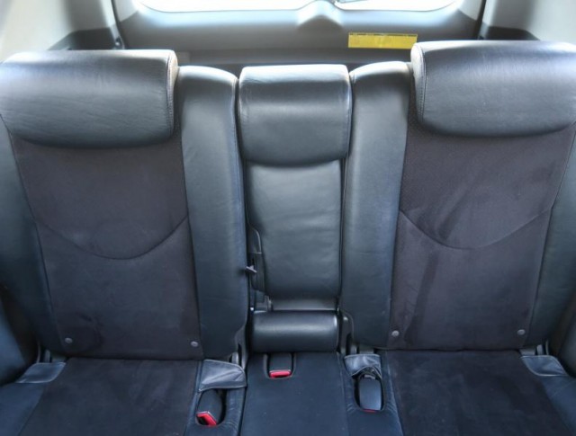 Toyota RAV 4  2.0 VVT-i 