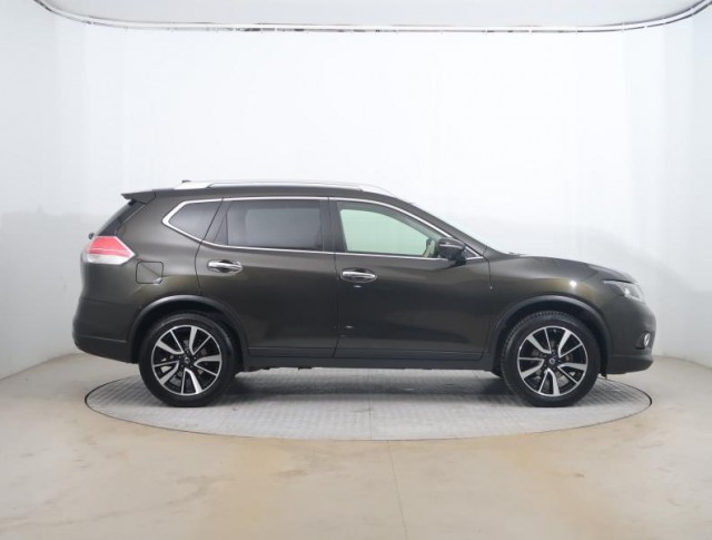 Nissan X-Trail  1.6 dCi 