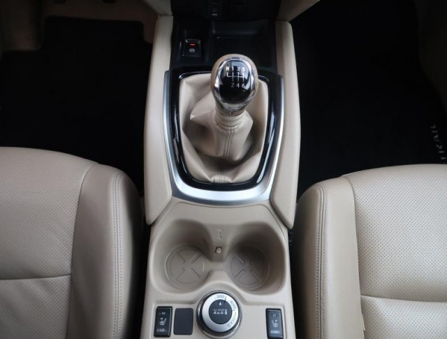 Nissan X-Trail  1.6 dCi 