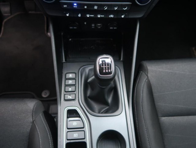 Hyundai Tucson  1.6 CRDi Adventure