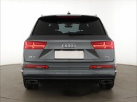 Audi Q7  3.0 TDI S-Line