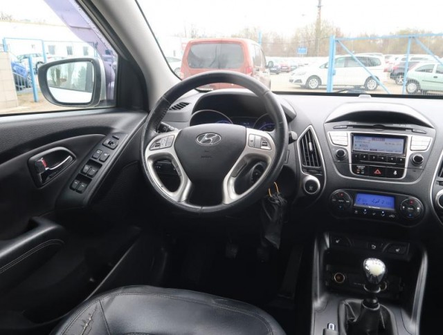 Hyundai ix35  1.6 GDI 