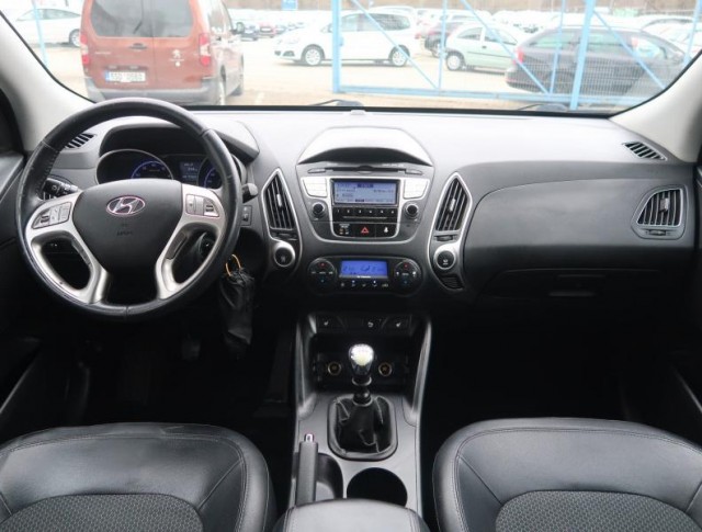 Hyundai ix35  1.6 GDI 