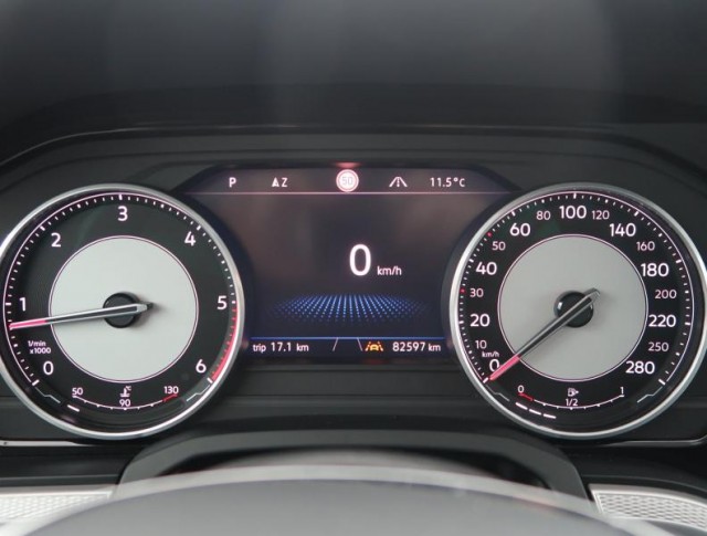 Volkswagen Touareg  3.0 TDI 