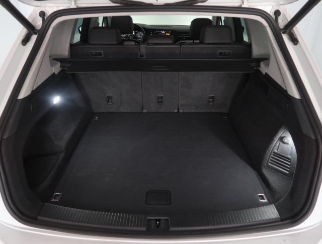 Volkswagen Touareg  3.0 TDI 