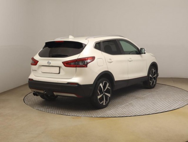Nissan Qashqai  1.6 DIG-T 