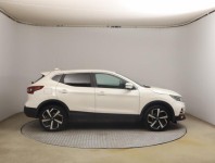 Nissan Qashqai  1.6 DIG-T 