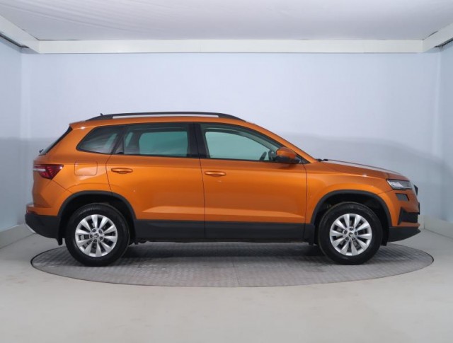 Škoda Karoq  1.0 TSI Ambition Plus