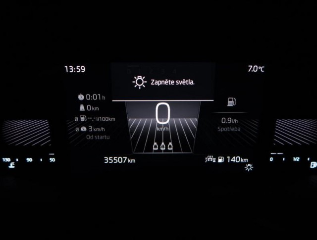 Škoda Karoq  1.0 TSI Ambition Plus