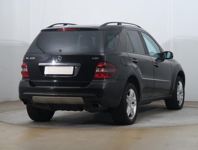 Mercedes-Benz ML  ML 320 CDI 