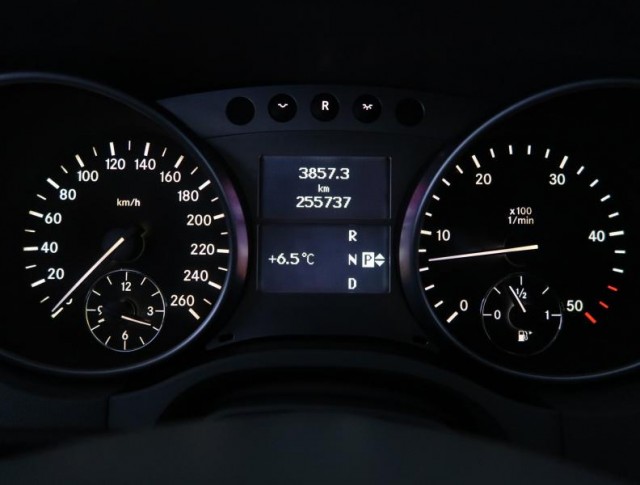 Mercedes-Benz ML  ML 320 CDI 