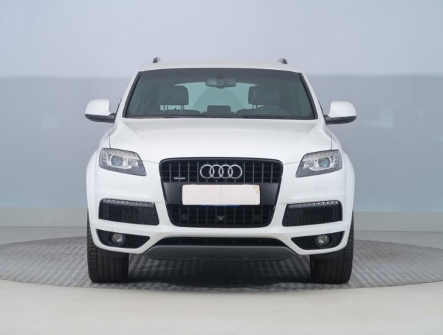 Audi Q7  3.0 TDI S-Line