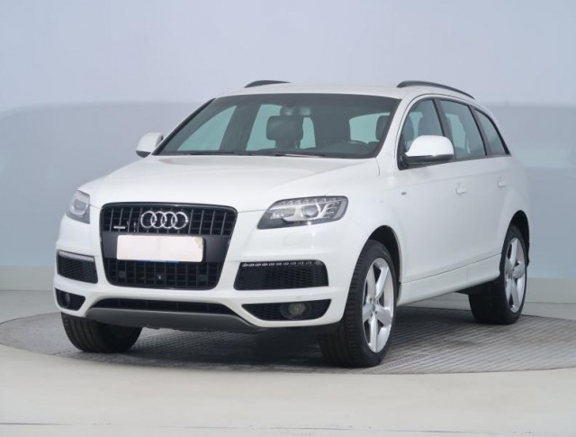 Audi Q7  3.0 TDI S-Line