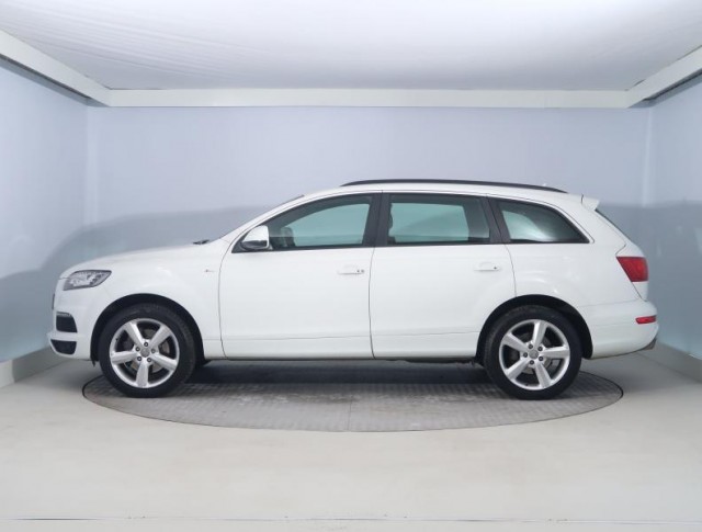 Audi Q7  3.0 TDI S-Line