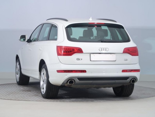 Audi Q7  3.0 TDI S-Line