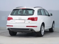 Audi Q7  3.0 TDI S-Line