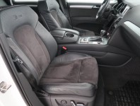 Audi Q7  3.0 TDI S-Line
