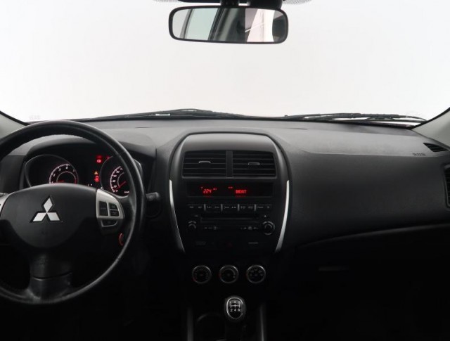 Mitsubishi ASX  1.6 MIVEC 