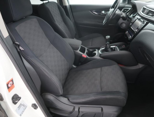 Nissan Qashqai  1.2 DIG-T 