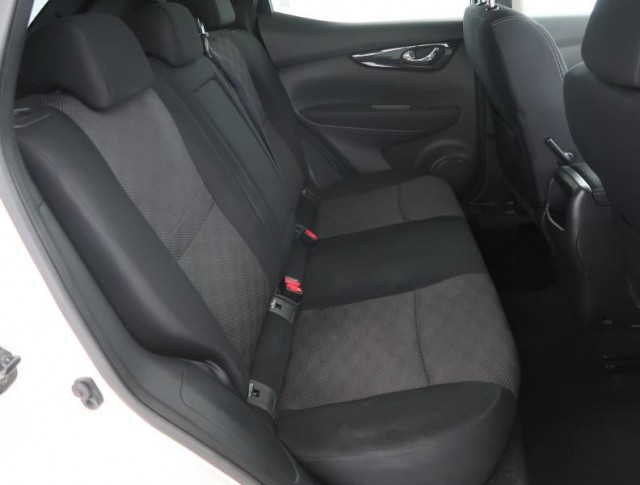 Nissan Qashqai  1.2 DIG-T 